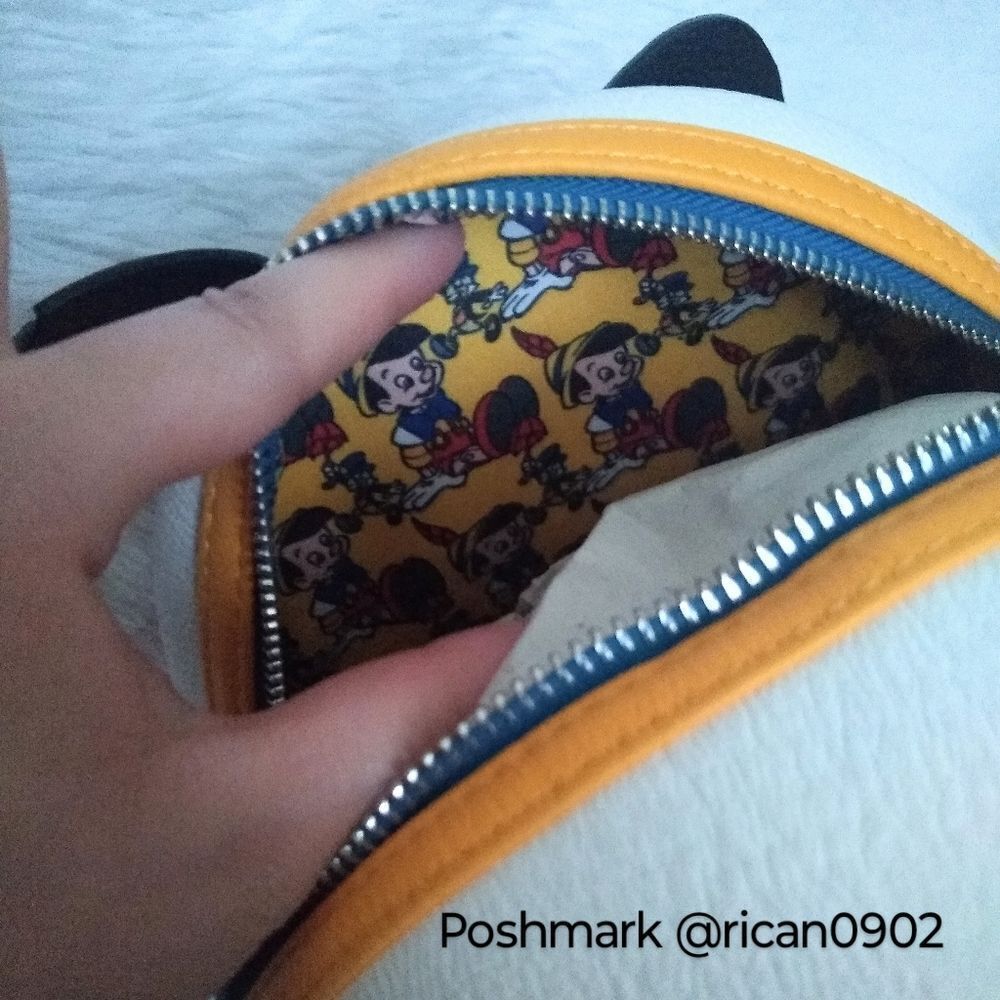 Disney Loungefly Pinocchio Mini Backpack & Wallet - Picture 5 of 8